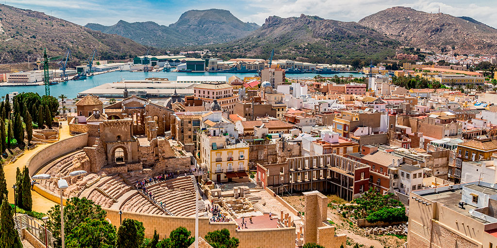 Le théâtre romain de #Cartagena, 😍 l'un des plus importants de toute l'#Espagne, est un joyau qui nous rappelle l'importance passée de cette ville portuaire. ⚓ Une visite est inoubliable !  👌

tinyurl.com/5n7dm2tc 👈

#VisitSpain #SpainCulturalHeritage @TuriCartagenaES