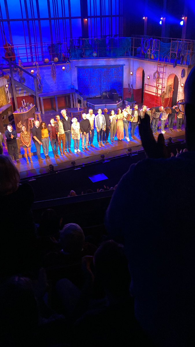 Now that Spring is here and Summer is on the horizon wouldnt it be lovely to visit Port Isaac with a revival of <a href="/FFonstage/">Fisherman's Friends The Musical</a>? 🐟⚓️