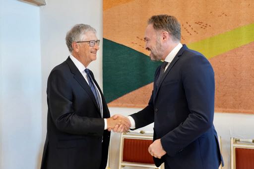 .@DanJoergensen: ”Great meeting today with @BillGates – looking forward to strengthening 🇩🇰partnership with @gatesfoundation on global challenges. We need new solutions to climate change, global health, food security and gender equality.” 🔗 bit.ly/3K9ceDb