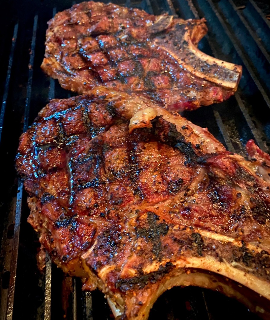 Grilled Steak homecookingvsfastfood.com 
#homecooking #food #recipes #foodpic #foodie #foodlover #cooking #hungry #goodfood #foodpoll #yummy #homecookingvsfastfood #food #fastfood #foodie #yum