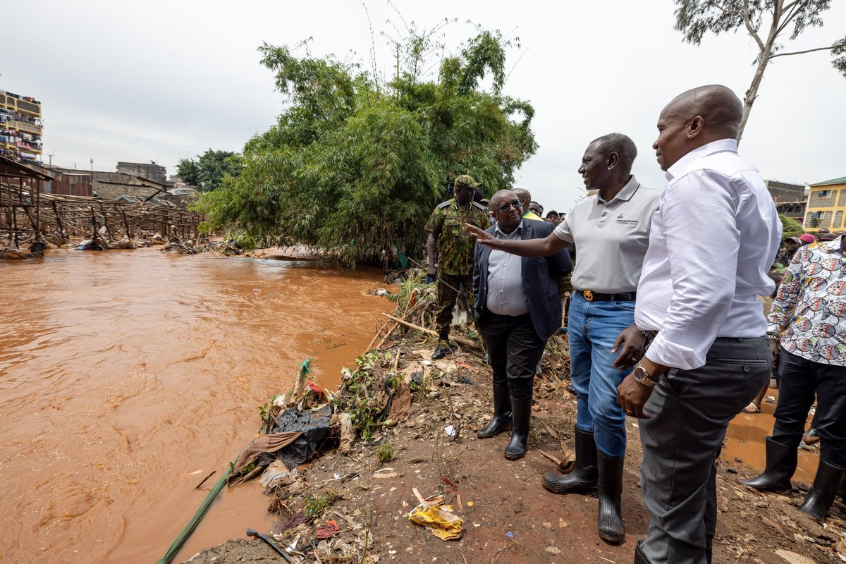 The President is in Mathare which has been one of the areas in Nairobi that has been affected by floods.