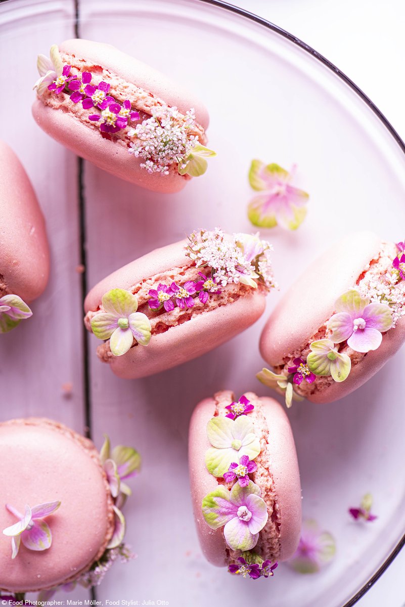 🌸 If Spring were a macaron...

📷 'Bloomy Dream' by Marie Moeller, Shortlisted, @marksandspencer Food Portraiture, 2021

#macaron #macarons #pinkmacarons #macaronlove #foodphotographer #foodstylist