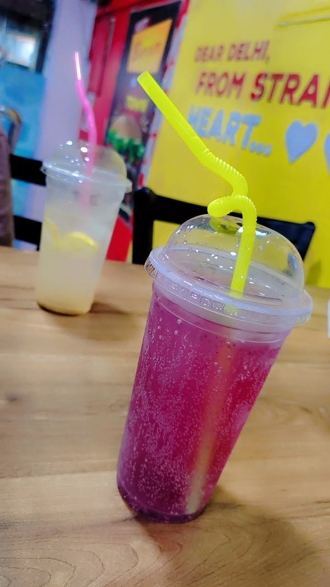 ritikaaaaaaaa's tweet photo. Beat the heat 🔥 ! 
Stay hydrated! 
#DelhiSummer https://t.co/mi3DON8qgx