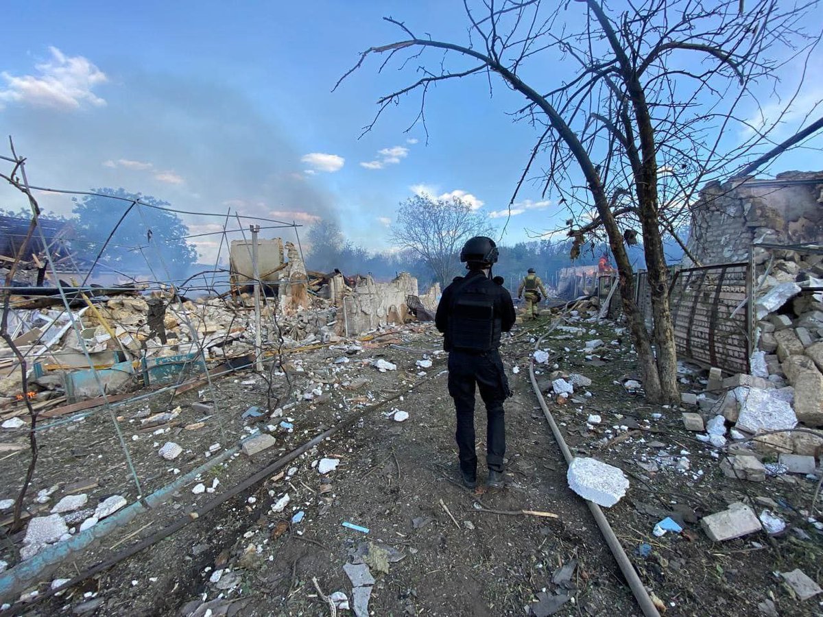 Russia attacked Kharkiv region with a modified FAB-1500 air bomb for the first time. An elderly woman was killed. 'Everything around us shook as if an earthquake had started. The whole street was destroyed in one hit. Residents of the village of Monachynivka saw and experienced…