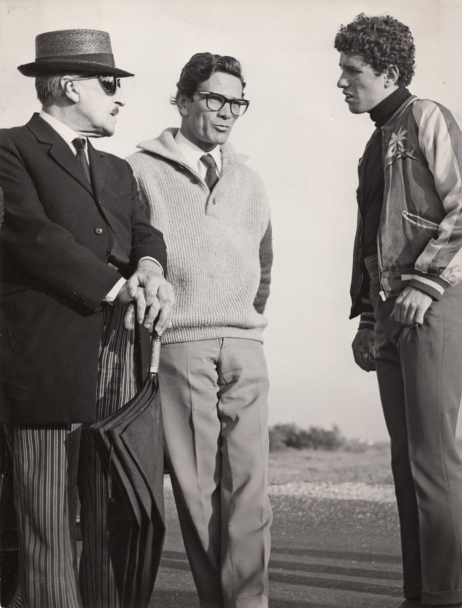 Totò, Pier Paolo Pasolini e Ninetto Davoli sul set di “Uccellacci e uccellini”, 1966.