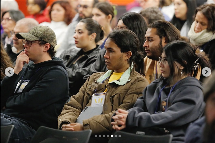 Entre los días 02 y 04 de mayo una delegación de académicas/os y estudiantes de nuestra Escuela participó en el Congreso Chileno de Sociología 2024 ❤️ Les dejamos aquí algunas imágenes 😍 #sociologiaucm