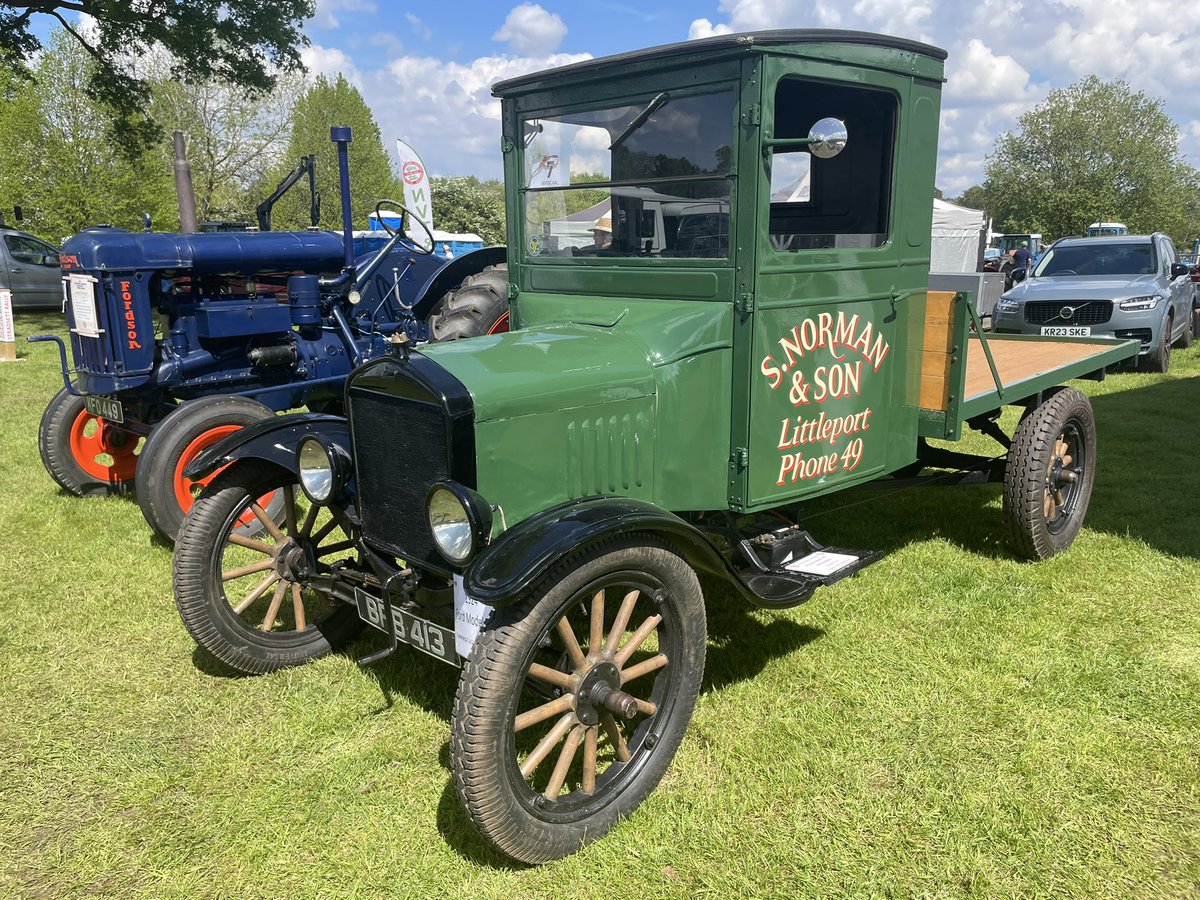 72Chip's tweet image. Three 100 years Old Ford’s out on display at #Stradsett yesterday. Two 1924 Model T’s of which the open tourer was Trafford Park built whilst the commercial was a 1924 Model TT.