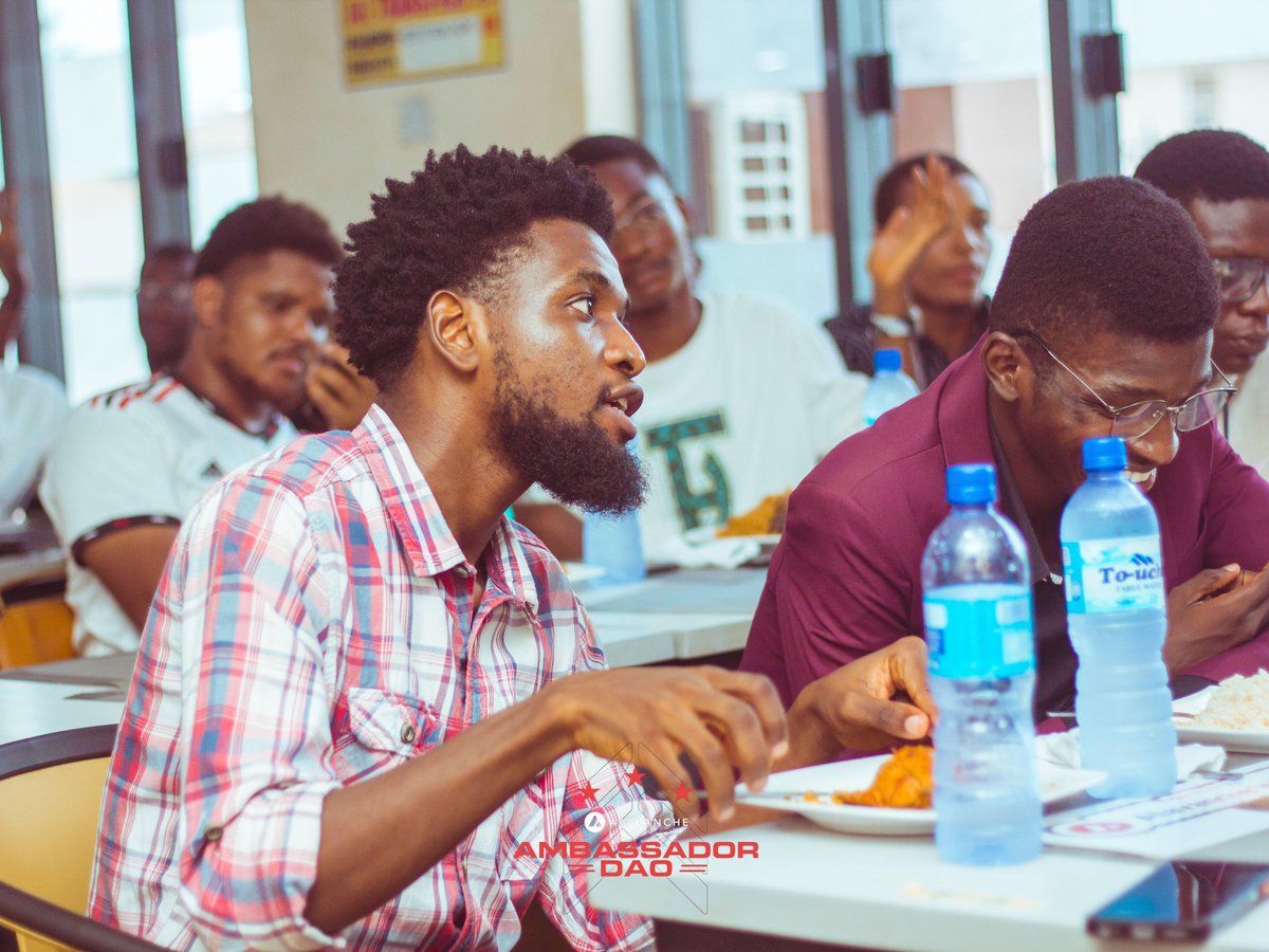 I was privileged to attend the very first Avalanche meetup in Africa hosted by @kevin_chibuoyim an Ambassador for AvaxDAO in Nigeria. The meetup was very insightful. I learnt a lot about Avalanche and it was really mind blowing. @AvaxDAO_ @banklessDAO