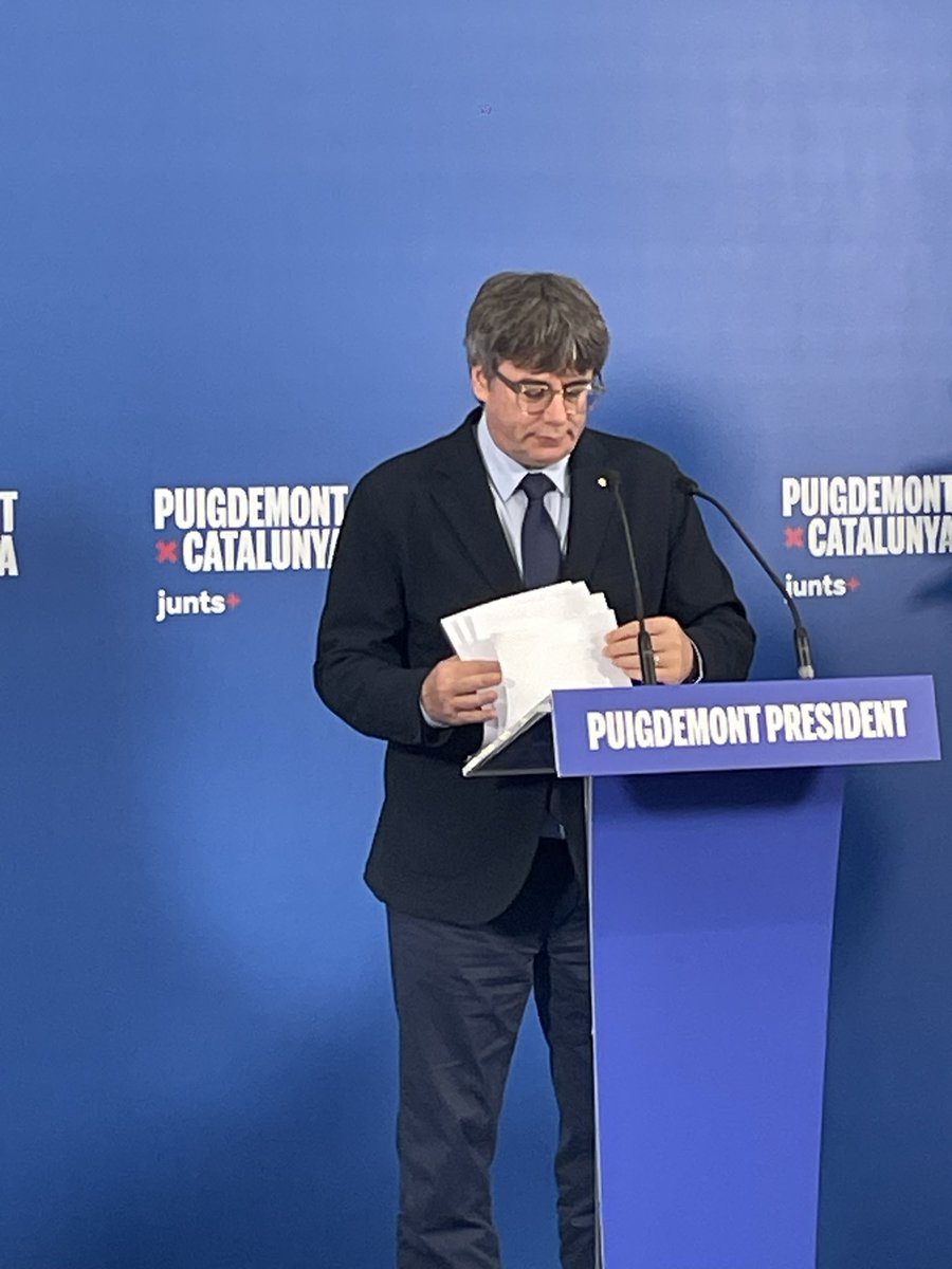 President @krls : La burocracia és també un impost del temps que te un cost directe i monetari. Els diferents passos administratius no han de ser un darrera l’altre sino tots alhora. <a href="/JuntsXCat/">Junts per Catalunya🎗</a>  per la Reforma de l’administració pública #PuigdemontPresident