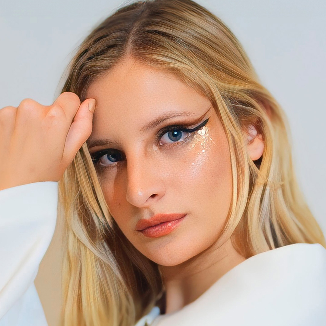 Maat Models tweet media