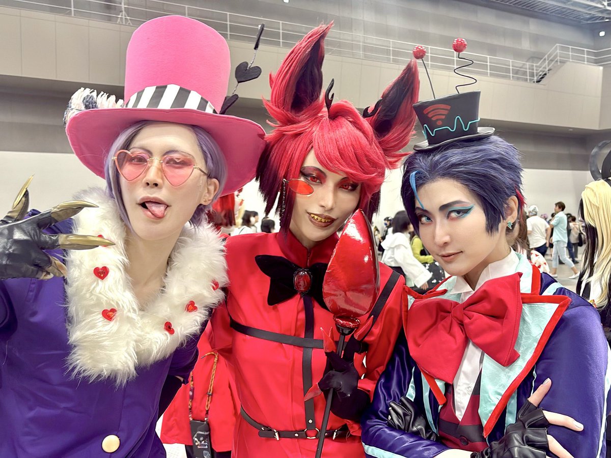oritzo0119's tweet photo. cosplay
入社してくれた(推し)📻…♡ https://t.co/CIUEIHQ562
