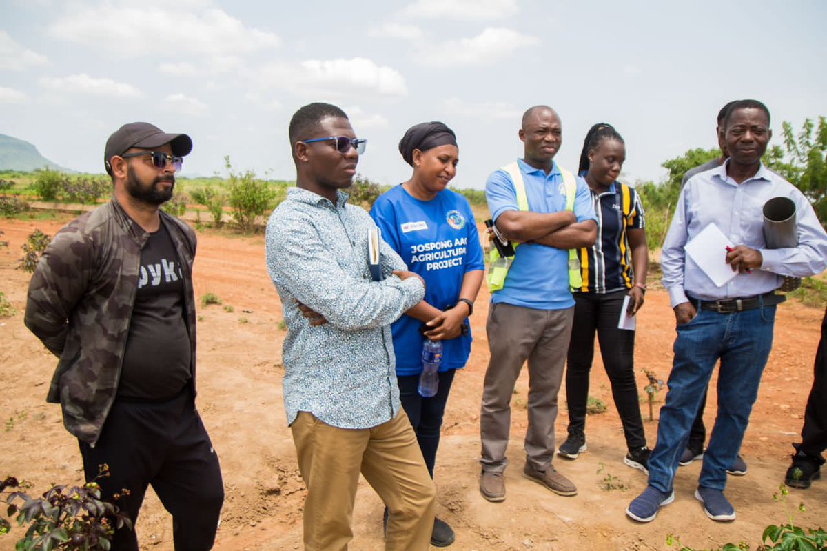 Asian African Consortium is committed to sustainable farming practices! Our staff are being trained on Alternate Wetting and Drying (AWD) techniques to reduce water usage while maintaining or increasing crop yield. #WaterConservation #SustainableFarming #AAC #AWD 🌾💧