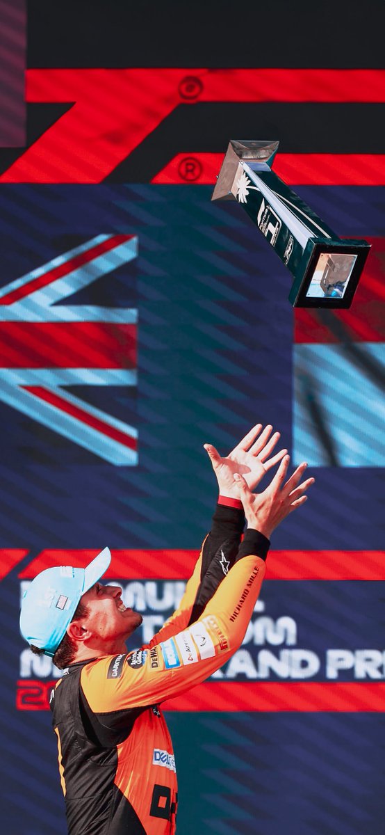 HQFormula1's tweet photo. 📂 Wallpapers
 └🏁 #MiamiGP 
      └🥇Lando Norris https://t.co/A0JZYYTulm