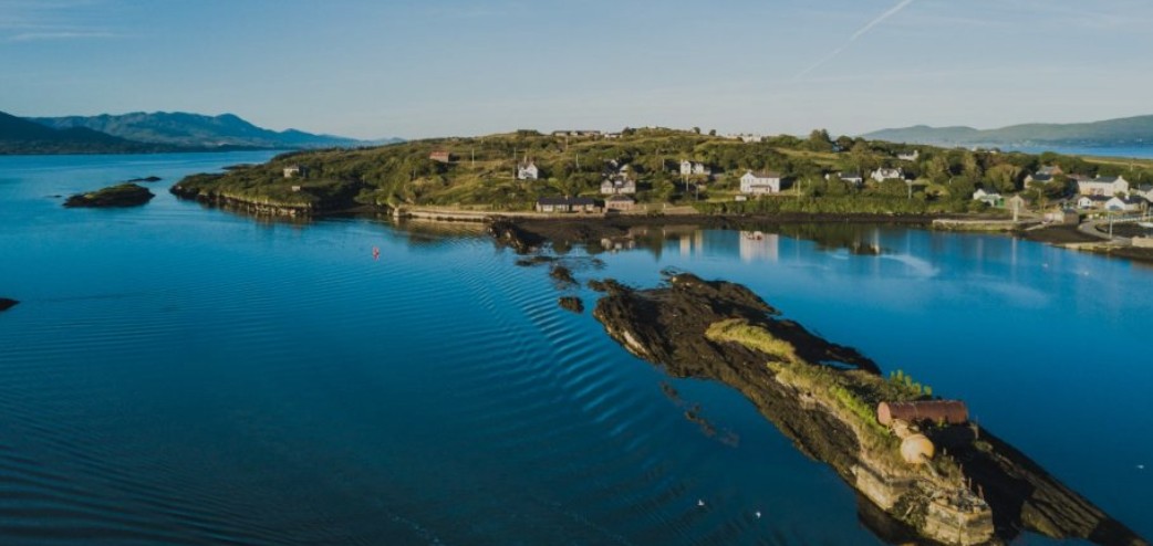 Next Monday, I'll be on Bere Island for a couple of days for a very special recording - the first of five shows featuring the beautiful Islands off the coast of West Cork. It's something I've always wanted to do. See you there. Can't wait.