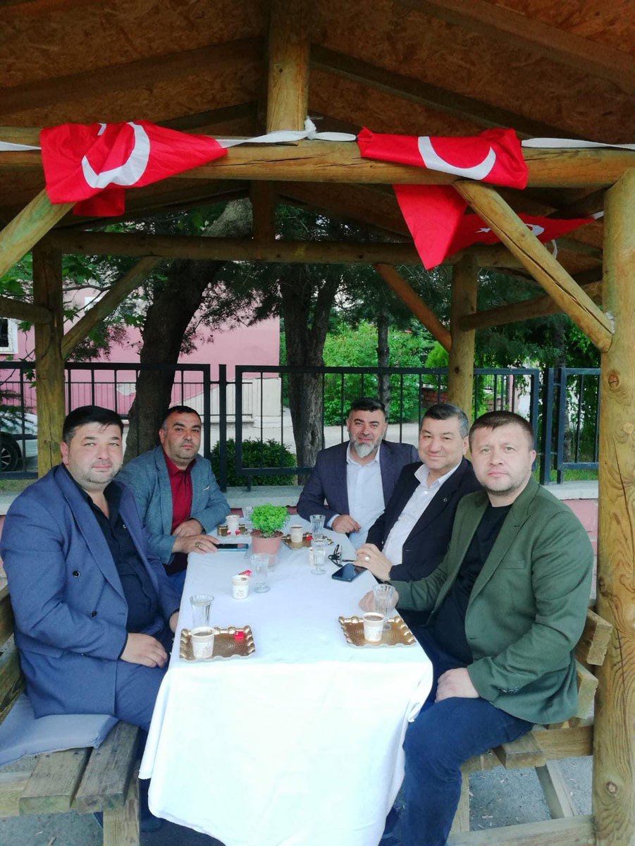 Afyonkarahisar Muhtarlar Derneği
#BizbüyükbirAileyiz

Afyonkarahisar Muhtarlar Derneği  olarak  Nazmisaati mahalle Muhtarımız Hasan sezgin’i ı hayırlı olsun ziyaretinde bulunduk.Muhtarımıza yeni görevinde başarılar dileriz..🇹🇷🇹🇷🧿🧿