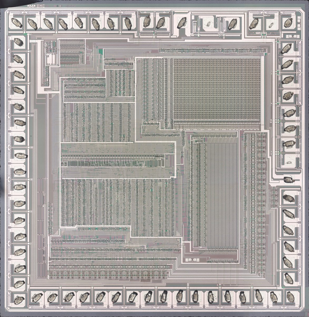 Decapsulated microcontroller (EMC EH8599) from Talking Brick Game 97 in 1 (E-97T). Chip from the same family as used in 8-in-1 Mini Pets (x.com/onebitonepixel…).
Full res: commons.wikimedia.org/wiki/File:EMC_…