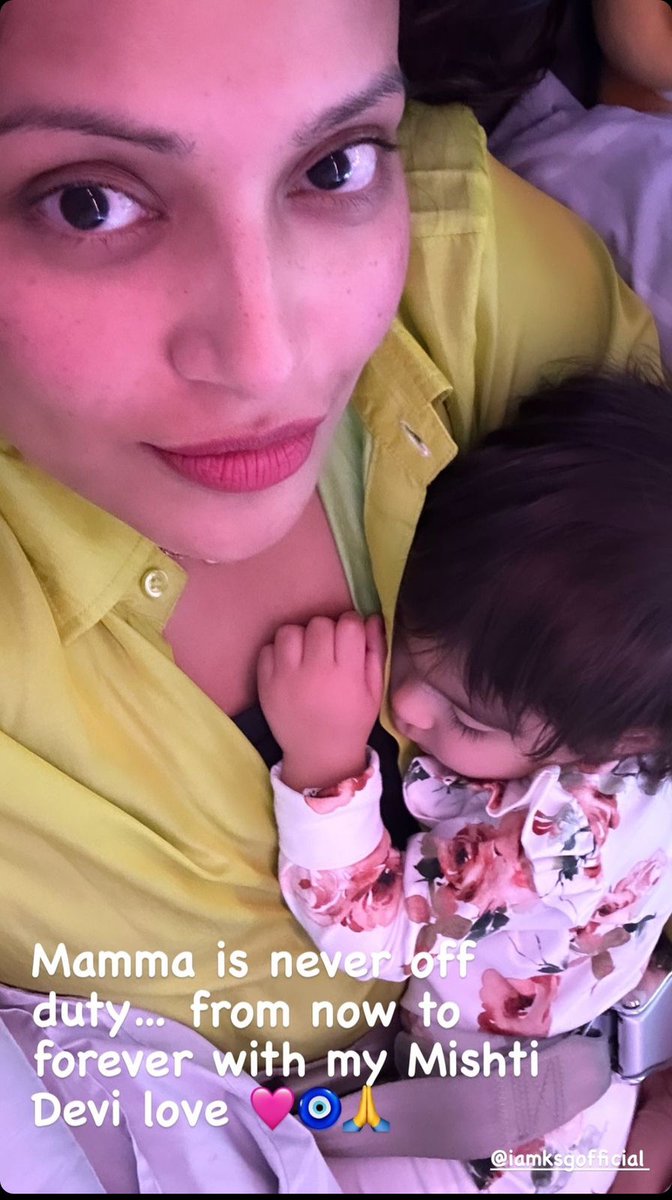 'Mommy is never off duty', writes @bipsluvurself as she takes a long flight with her baby girl Devi!
.
.
#BipashaBasu