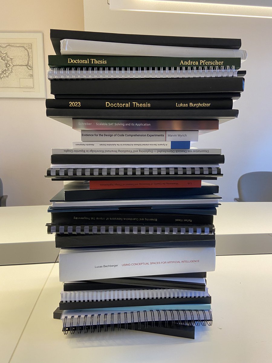 Prof. Anna tweet media