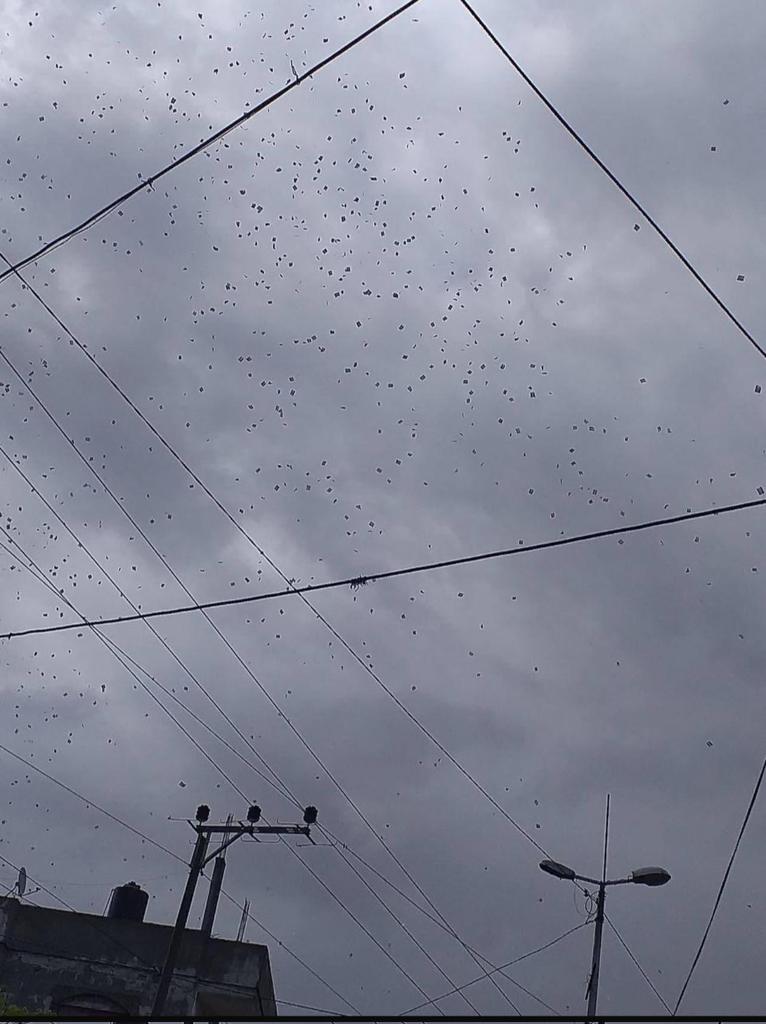 The death message travels through the air on parchment. Depart, or meet demise. It's understood: whether we stay or go, the oppressors will pursue and execute us . The fatal verdict was rendered ages ago, solely for being Palestinian. 💔💔🇵🇸
The occupation is heavily bombarding