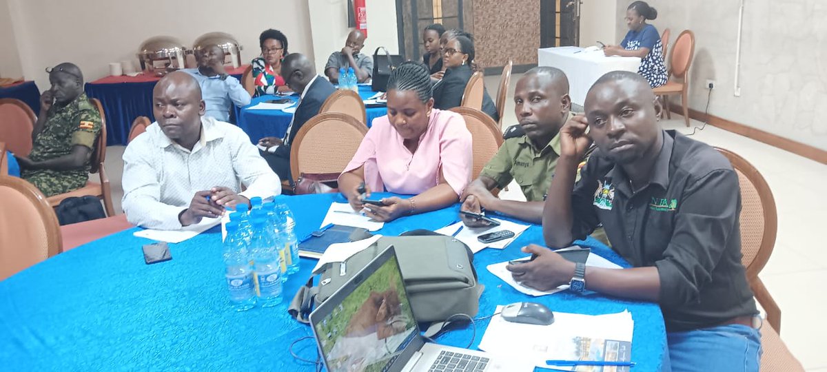 Happening now: Training needs assessment workshop for @NFAUG staff, @MODVA_UPDF & @PoliceUg ongoing @HotelAfricana organized by @UNODC. The training is expected to achieve the following; 1. Identify current training & operational gaps in forest crime investigation Thread ⬇️