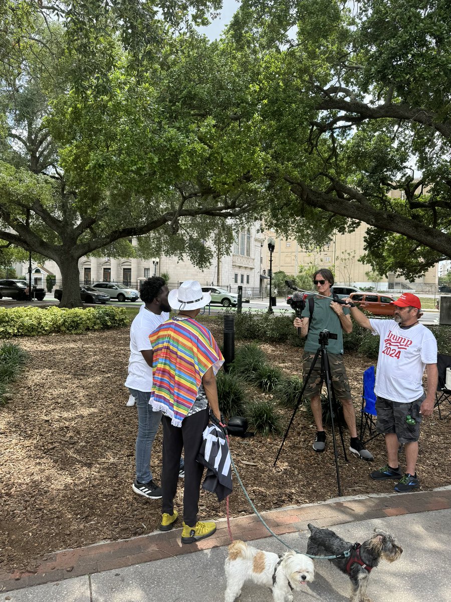 Lake Eola was fantastic, connecting with fellow patriots! 🇺🇸 Our campaign's strong, resonating with District 10 for change. 🌟 🐘 Scored 3 endorsements while filming interviews! 🏆 Stay tuned for patriot channel videos! Victory awaits! 🎉