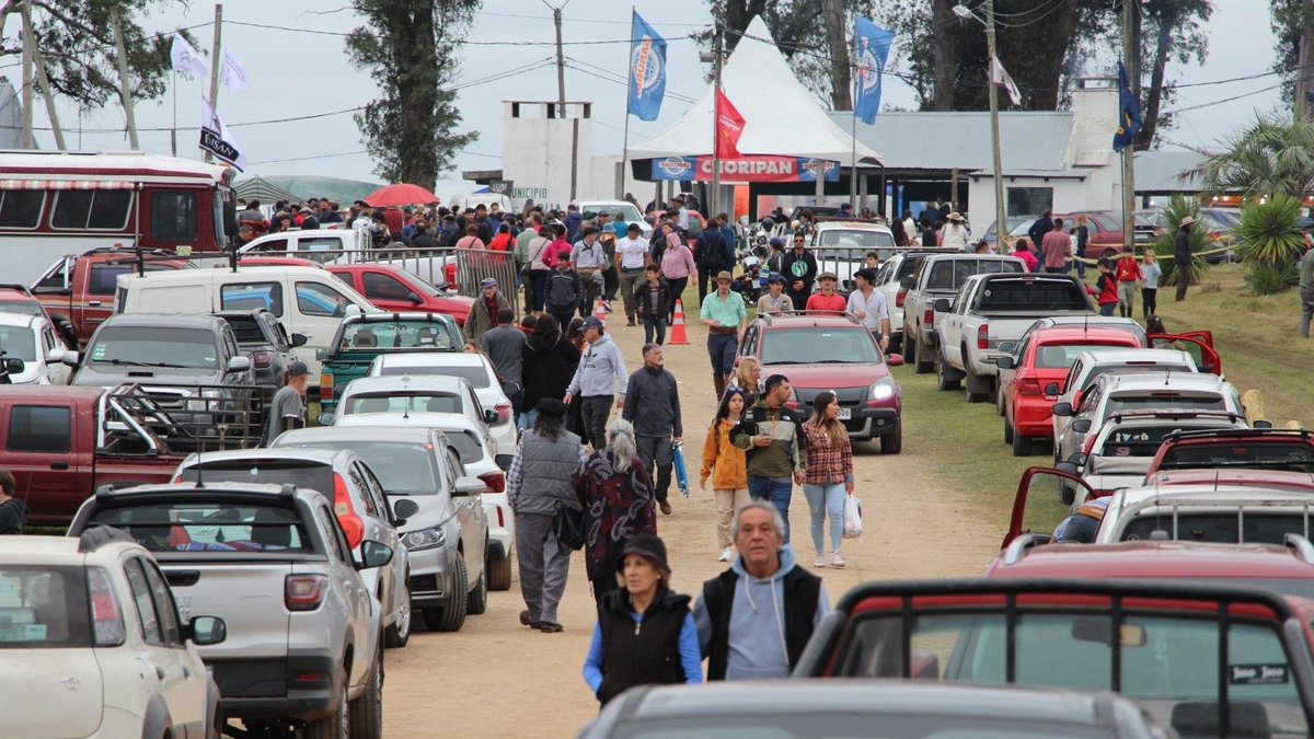 #MaldonadoTierraDeEventos Aiguá culminó tres días de fiesta y dio el puntapié inicial a su mes aniversario maldonado.gub.uy/noticias/aigua…