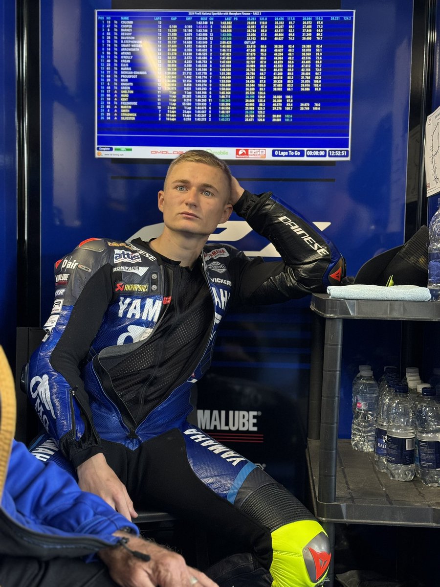Game face: ON 😈 We’re ready and waiting to head to the grid for the 12 lap Sprint race! 👀 #YamahaRacing #RevsYourHeart #WeR1