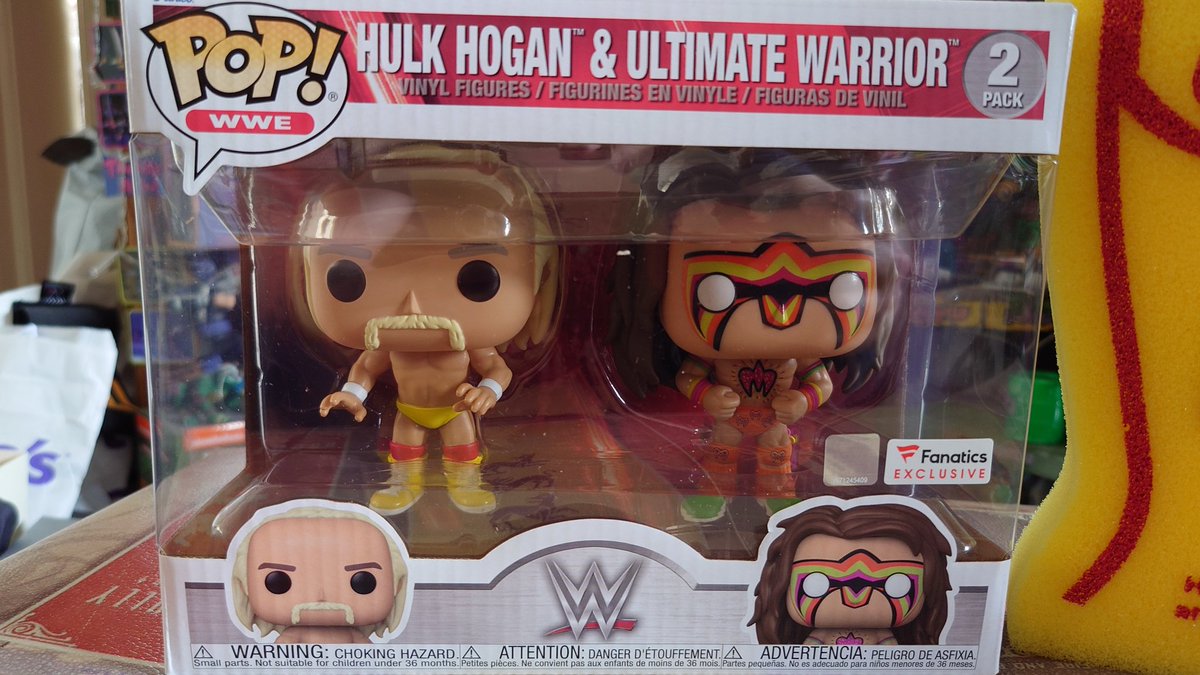 Nice little delivery from @WWE great funko of @HulkHogan & @UltimateWarrior, plus the foam hand for when I was young. Remember getting the same foam hand from the 92 European rampage tour at Sheffield arena !! @hWoOfficialPage
