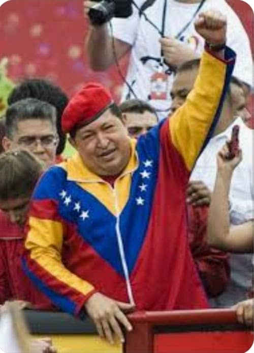 Buen día con alegría 💃🕺 mis queridos Chavistas de 🇻🇪 y el 🌎. Feliz inicio de semana, sigamos aportando nuestro granito de arena para tener el país que nos merecemos. ¡Patria Socialista! ¡Viva Chávez! Les dejo ☕ 😘 y 🤗 pa' todos. Pa' los Escuálidos NO. #SomosLosDeChávez