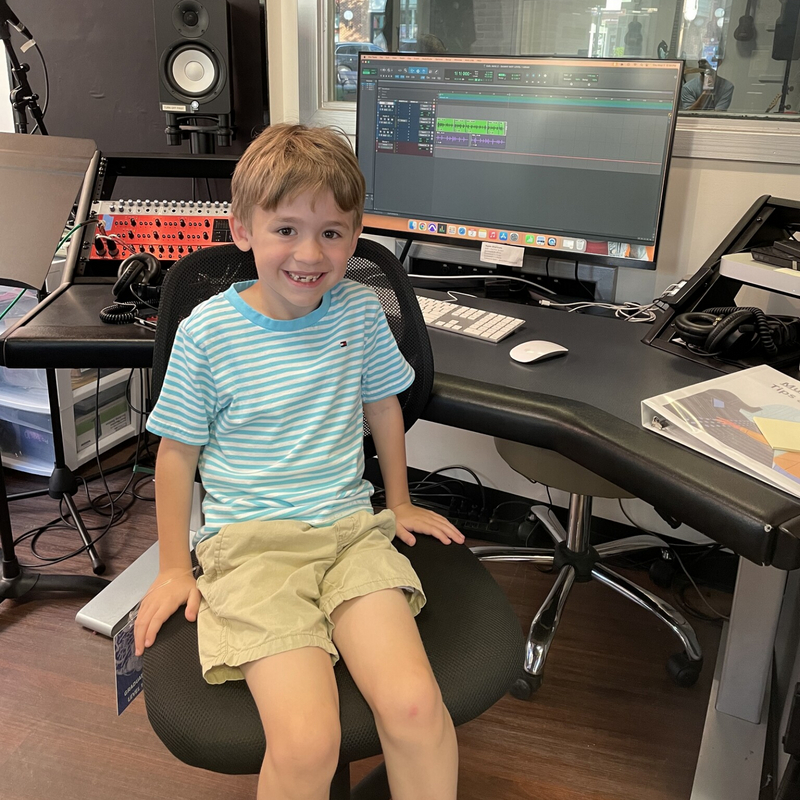 B2RLansdowneVA's tweet photo. 🎉🥳Congrats to Max for graduating to Piano Level 2! 🎹🎵

To play like Max, sign up at https://t.co/lsoOVlCoLQ

#bachtorock #musicschool #musiceducation #piano https://t.co/ZJ7uDPEIHb