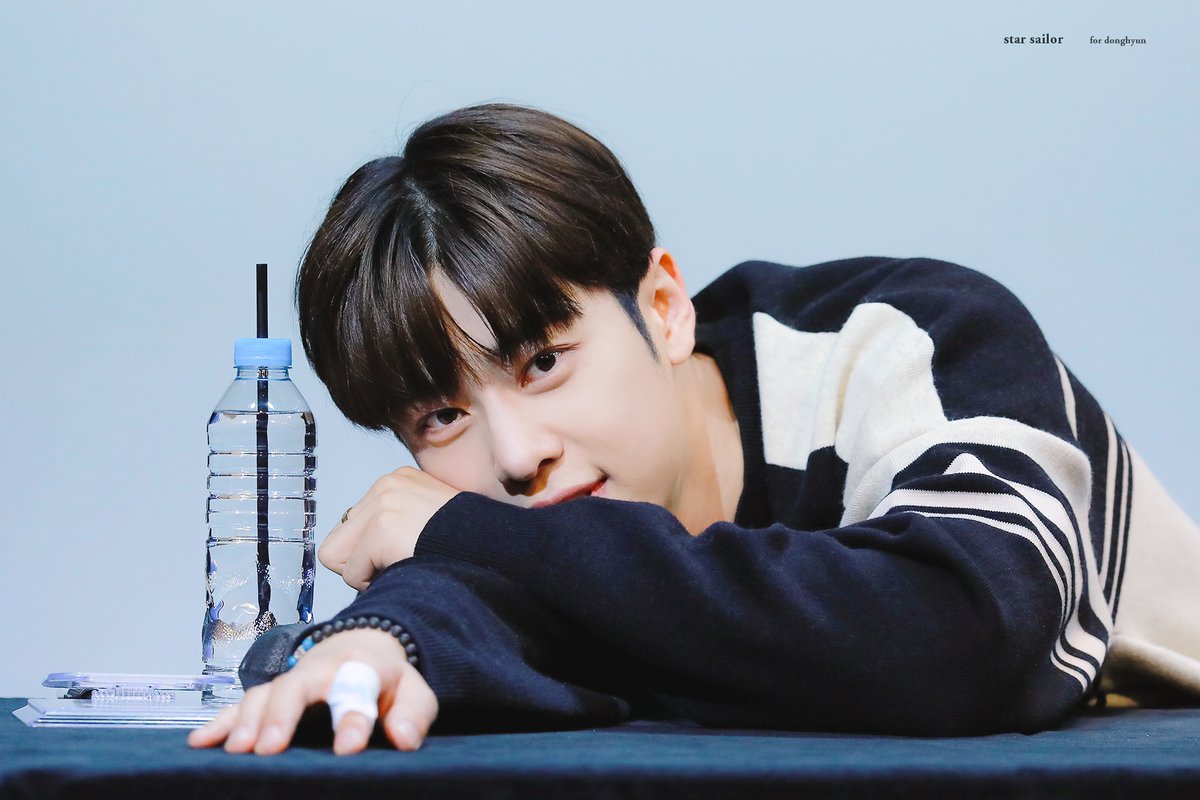 240501 #AB6IX #에이비식스 #김동현 #동현 #동현이의_가장_가까운
또 반함,,,(●´□`)♡