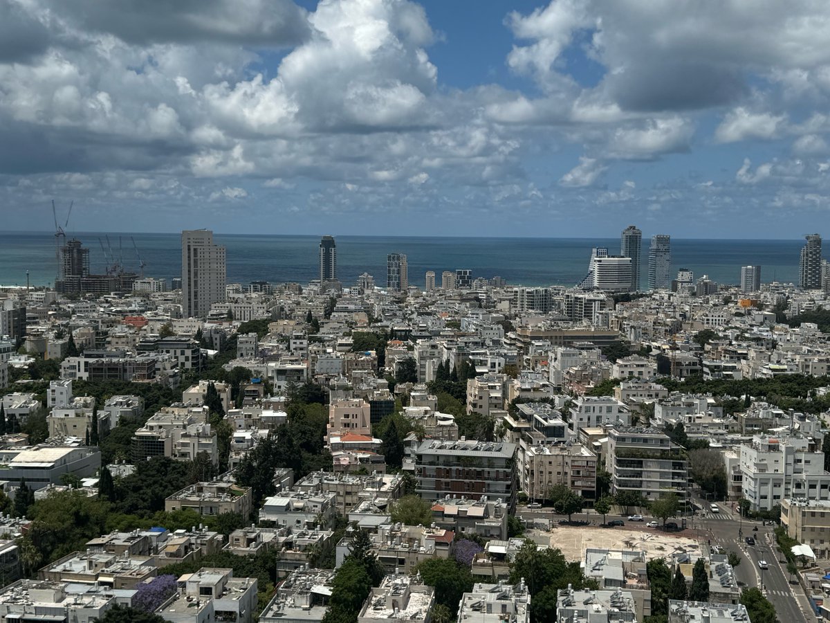 Tel Aviv office views today 🌊