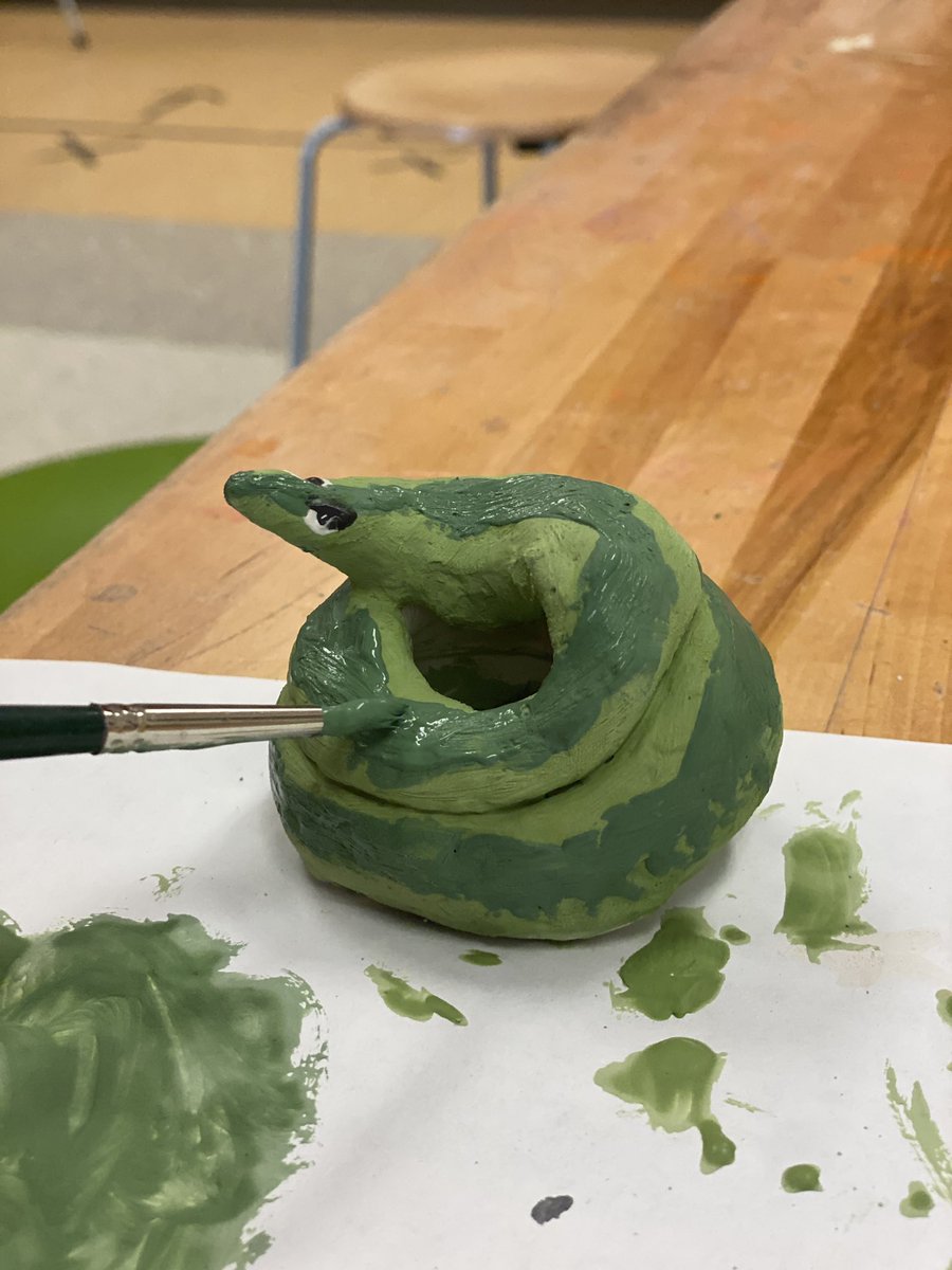 The glazing is looking 👀 good! 4th&amp; 3rd have been using careful #craftsmanship to apply #Mayco #glaze &amp; add color to their #ceramics. Proud of these Ss! I can’t wait to get everyone’s titles! Come see everyone’s sculptures @ the DES Art Show 5/30 from 5-6:30pm 🖼️