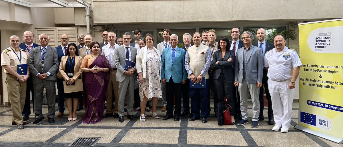 On the Road to #SchumanForum!

Great exchange today with 🇮🇳security & defence experts on common security challenges in #IndoPacific region & avenues for deepening 🇪🇺🇮🇳 Security cooperation

#EUIndiaEkSaath #EUDefence #EUinAction