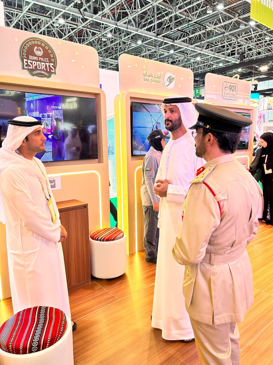 #News | Dubai Police displays Innovative Tourism Security Services at 'ATM 2024'

Details:
dubaipolice.gov.ae/wps/portal/hom…

#YourSecurityOurHappiness
#SmartSecureTogether