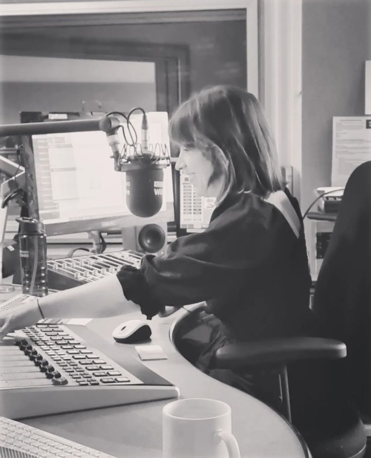 It’s been one year since I presented my final radio show for @BBCWiltshire as a staff member.
Here’s what a year of freelancing has taught me.