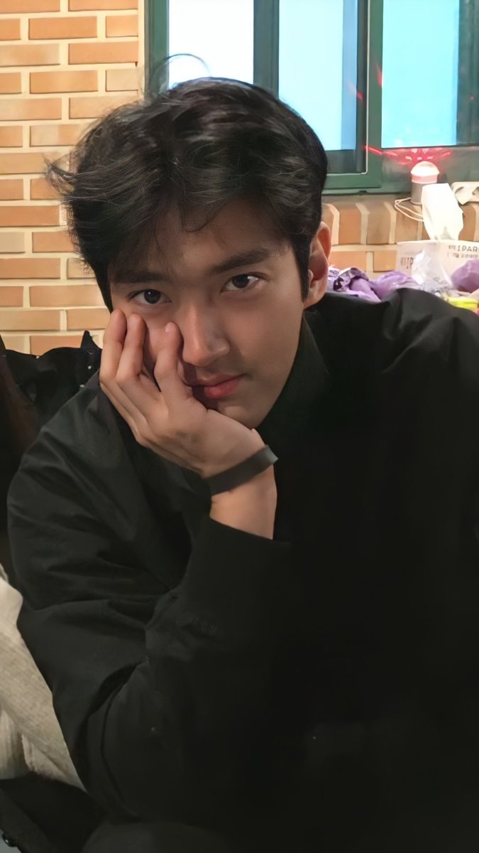 Your fans miss you so much siwon-ah 😔
@siwonchoi