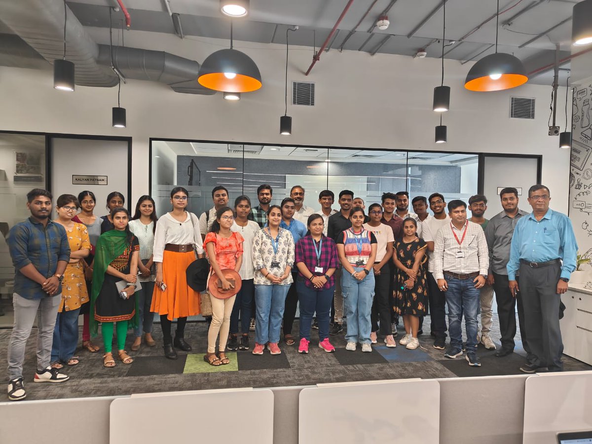 Today, an industry visit was organised for the students of @SymbiosisSkills, Pune, at @Arete_Advisors, Hyderabad. 

During the visit, the students received a valuable learning experience, delving into incident response & ransomware, as well as explored various career avenues.