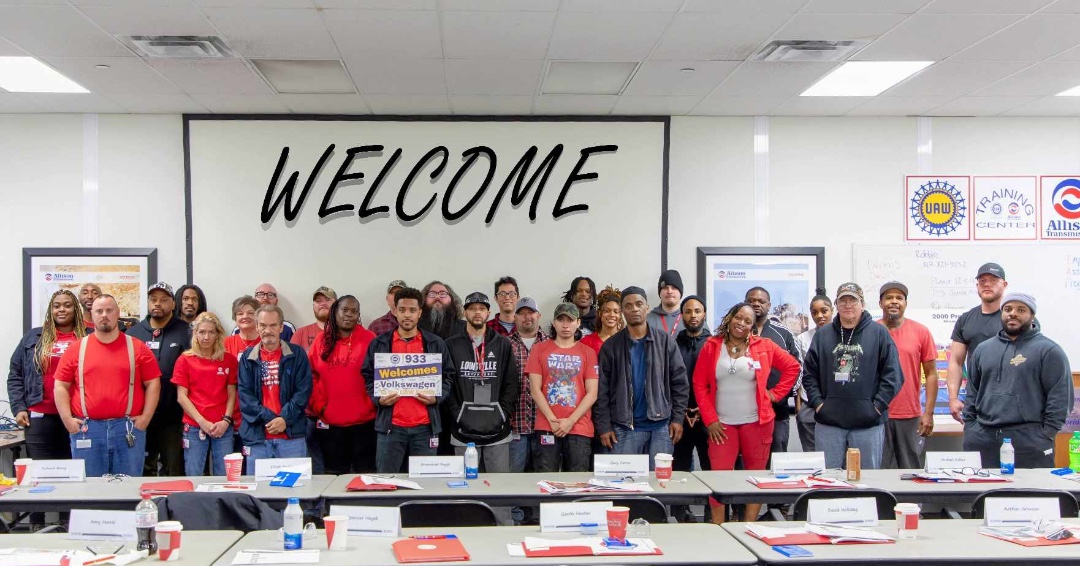 UAW Local 933 Allison Transmission, in Indianapolis, IN, welcomes Volkswagen workers (UAW Local 42)  to our union. Welcome to the UAW family!
#StandUpUAW #StandUpVW