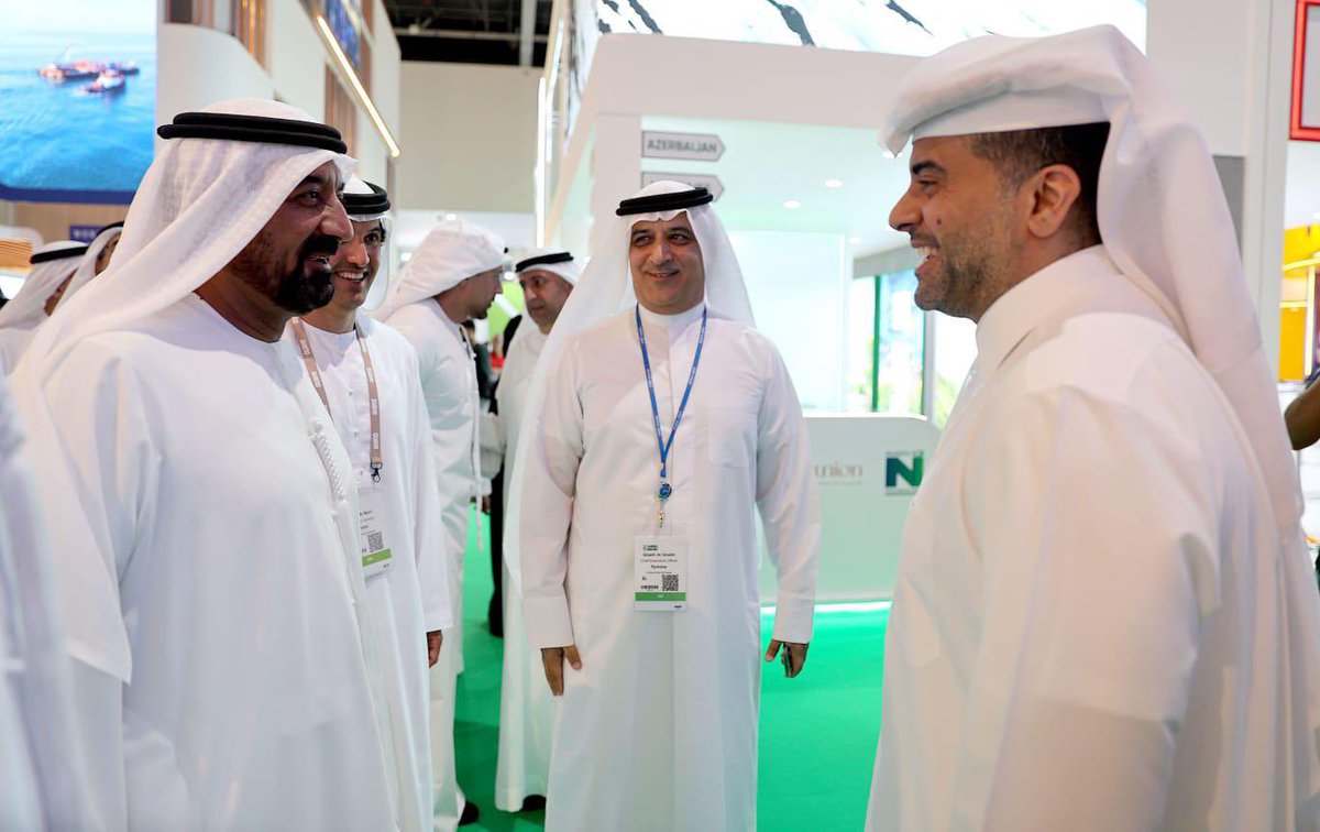 H.H Sheikh Ahmed bin Saeed Al Maktoum, President of Dubai Civil Aviation Authority and Chairman and Chief Executive Emirates, Airline and Group, with Qatar Airways Group Chief Executive Officer, Engr. Badr Mohammed Al-Meer, and the Chief Executive Officer of flydubai, Ghaith Al…