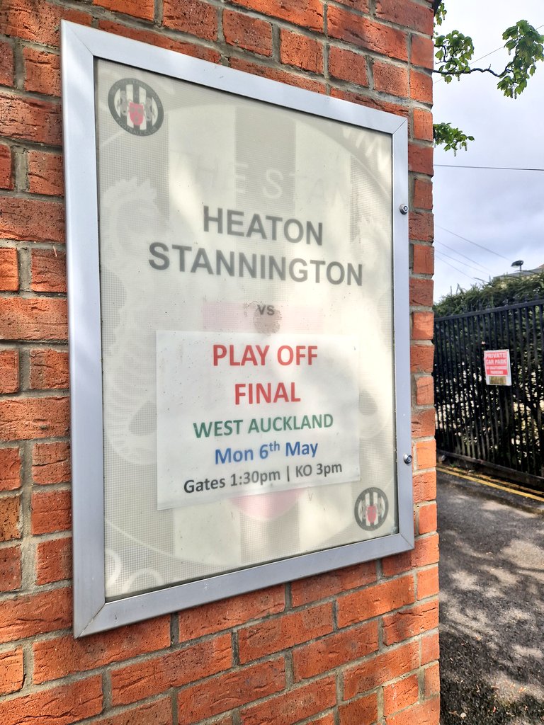 The afternoon view: 'Nearly There'. An omen for @Heatonstan in Paddy Freeman's Park ahead of the big promotion play-off? @heatonstanharry certainly hopes so. Howay the Lads. Howay Newcastle's alternative black & white movement...