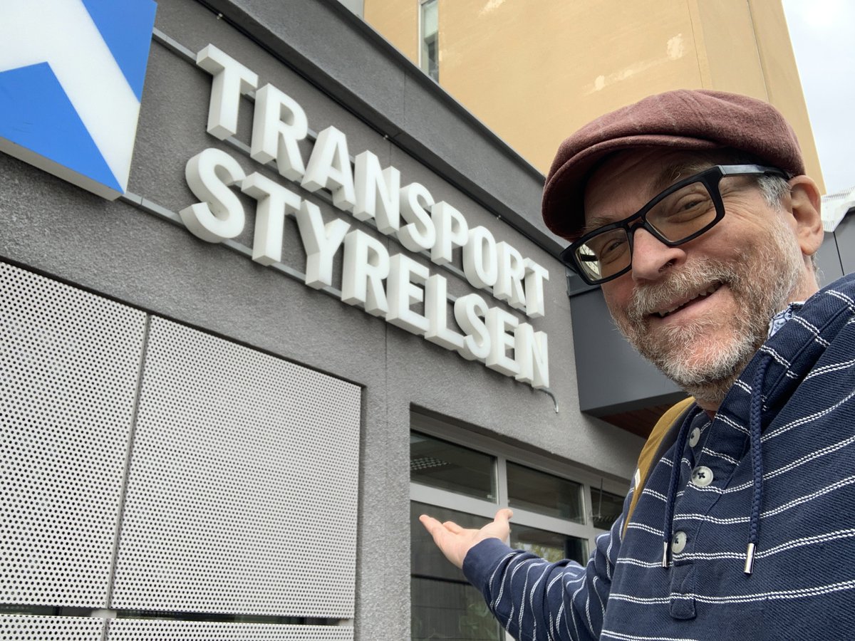 Today at the Swedish national transportation department, I learned two things: 1. Out of 46,000 license plates read by a congestion pricing camera in Gotenburg, only 3 plates had been defaced. Not 3%. Three. That's .006% (compared to 1,000X that in NYC: nyc.streetsblog.org/2023/02/13/dat…)..