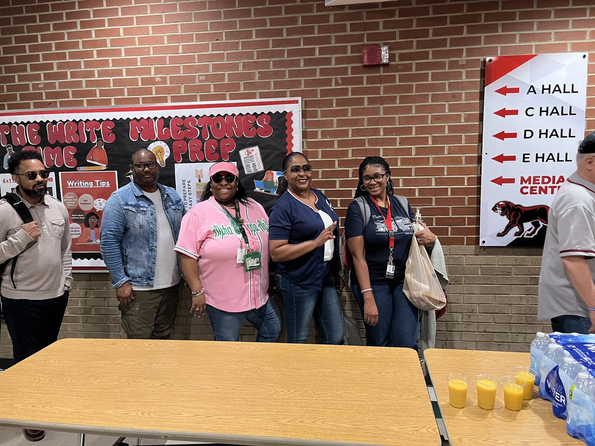 It’s Teacher Appreciation Week, and we are starting off right with breakfast from none other than @TricitiesFCS Culinary Arts Dept! Teachers we appreciate you so very much! @prin_pauldwest @PaulDWestMiddle @APRagland @LenntteJones @revels_theresa @dajmlinc