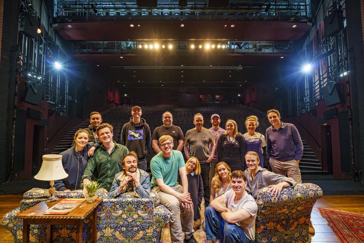 Thank you <a href="/LighthousePoole/">Lighthouse Poole</a> for a lovely week! A busy week, but made much better by some amazing sold out audiences! But now I’m in Dublin for another 2 week stint at the <a href="/gaiety_theatre/">The Gaiety Theatre</a>. Very glad to be back here again - although it’s all a very big deja vu moment!!