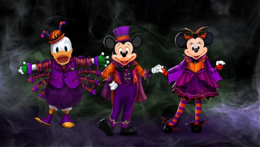 🎃 🚢 NEW - Mickey Mouse, Minnie Mouse, and Donald Duck don new costumes for the @DisneyCruise Halloween on the High Seas Celebration