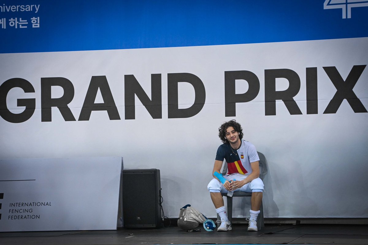 Grand Prix Seoul 🇰🇷🏆
Desafortunadamente una lesión en la muñeca no me deja competir en condiciones adecuadas. Aún así clasificado para el tablón principal, terminando en el puesto 39. ✅ 
Ahora más que nunca toca un buen descanso y curar rápido y bien la mano.
😁
<a href="/becaspodium/">Becas Podium</a>