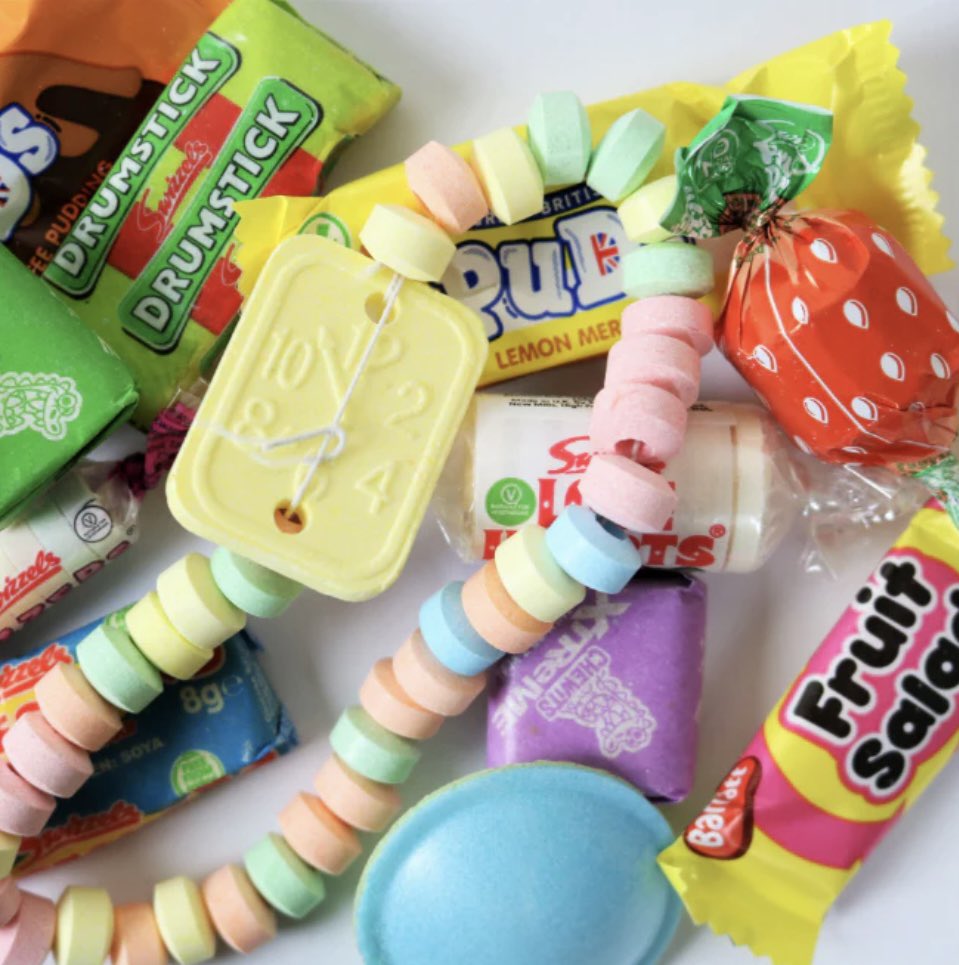 280 grams of retro sweets now available in our Etsy shop. #sweets #picknmix