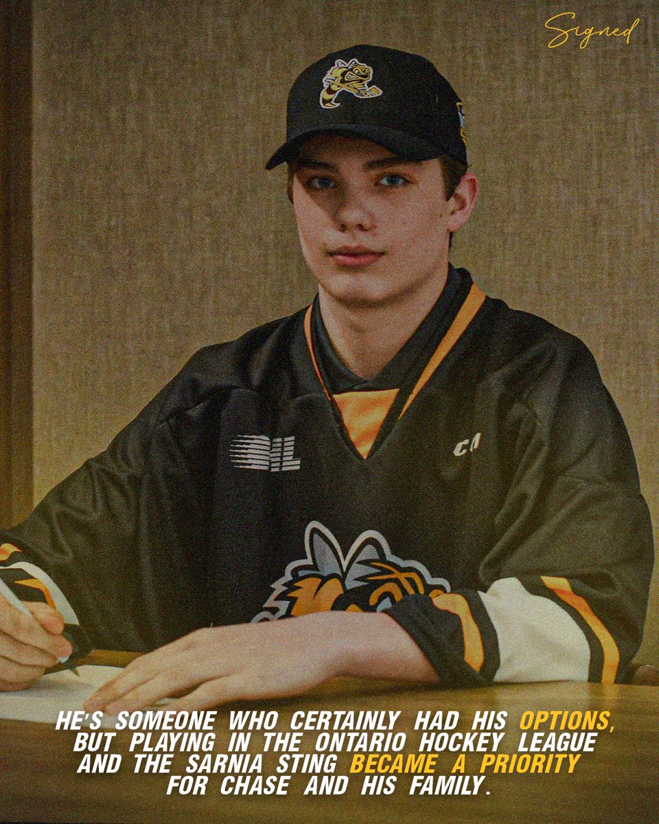 Chase has signed on the dotted line 📃 General Manager Dylan Seca announced this morning that the Hockey Club has signed forward Chase Gaughan to an Ontario Hockey League Scholarship and Development Agreement. Read full release: bit.ly/3UYcOKd #StrengthInNumbers
