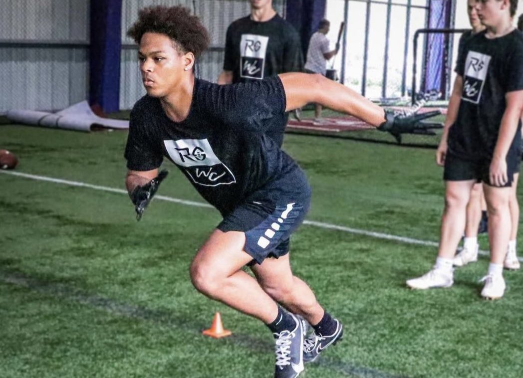 Great weekend in Nashville, TN. Blessed to be trained by @ReceiverSchool & @thewideoutcrew, thank you for the hard work & detail ‼️💪🏽 @Jay_Fallin @SrHighFootball @WRHitList @PrepRedzone
