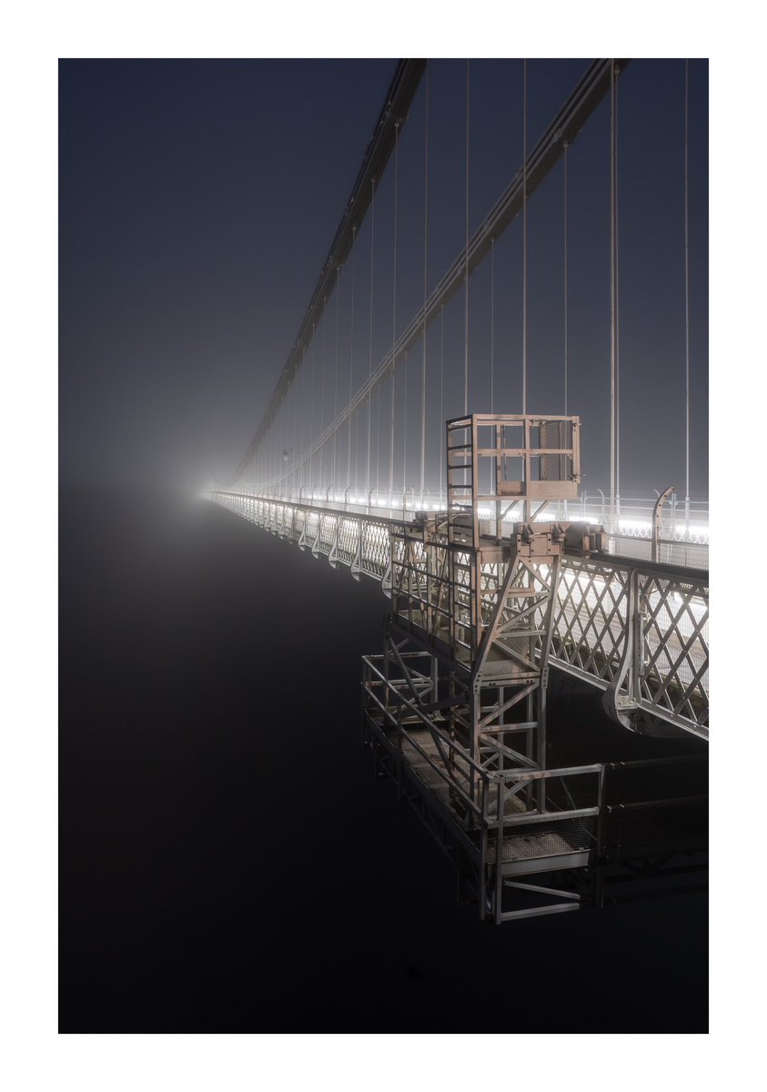 4am at Clifton Suspension Bridge this morning, before the fog turned to murk #fsprintmonday @brunelsbridge